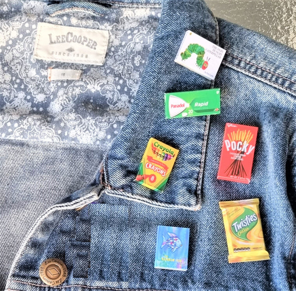 Pocky brooch