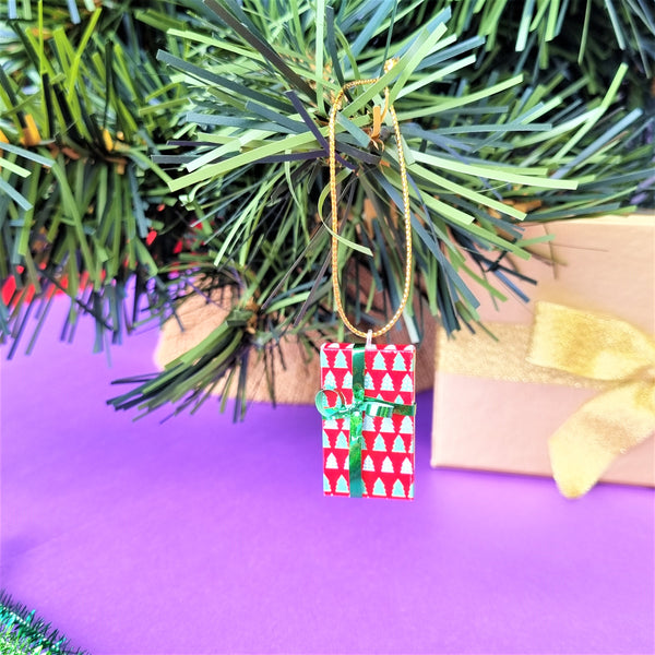 Christmas Tree Ornament - Red Present